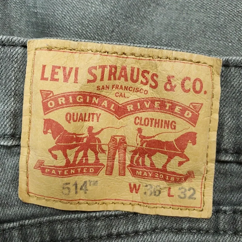 Levis 99% made